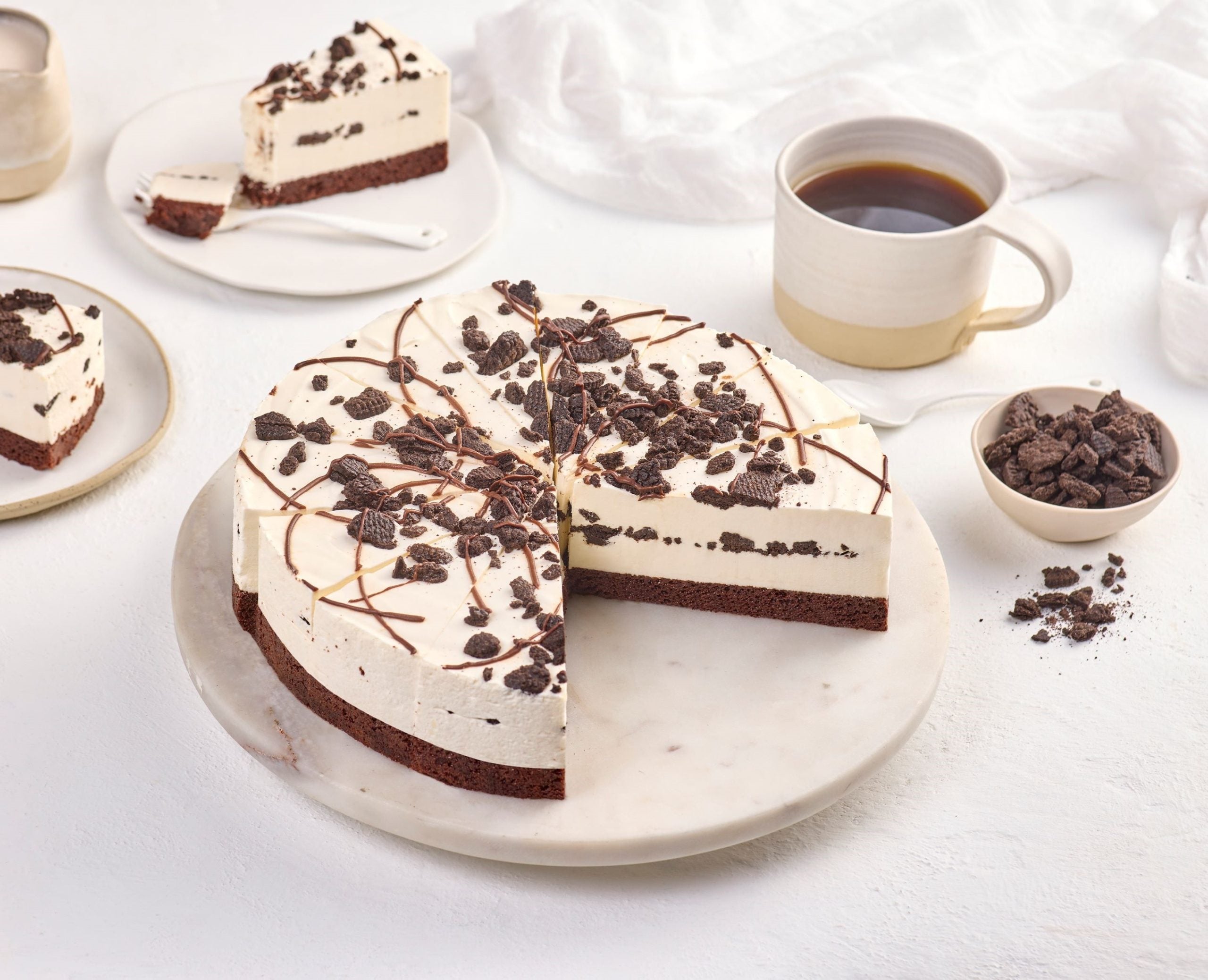 Cookies & Cream Cheesecake 2.2kg Pre Cut 14 Portions