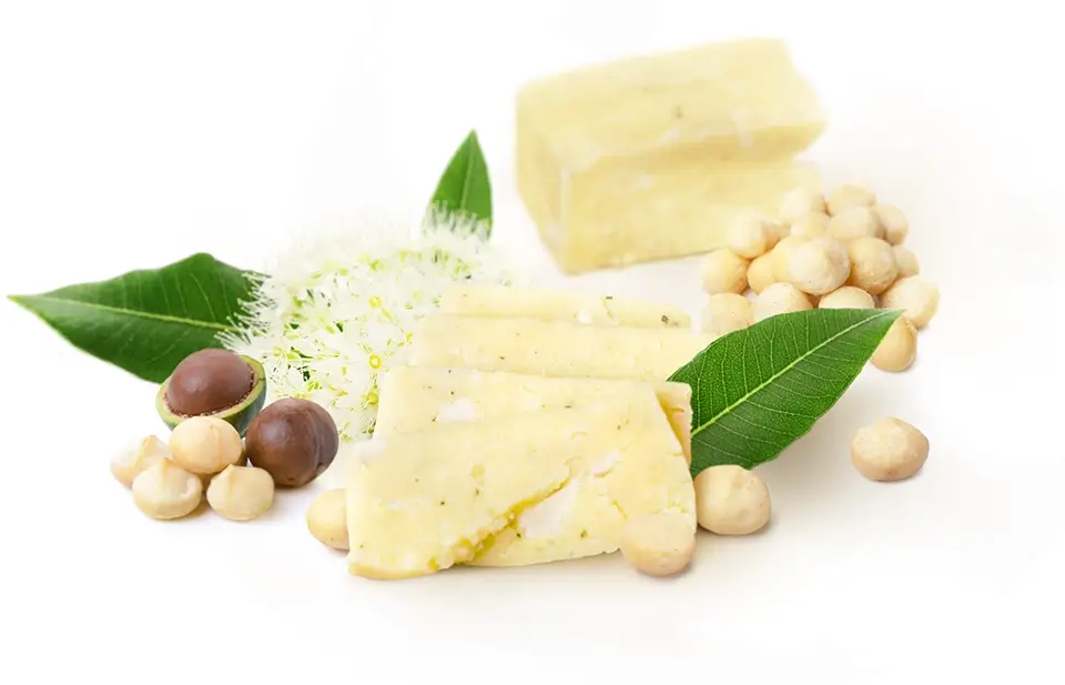 Lemon Myrtle & Macadamia Club Cheddar Cheese 165g - ORDER IN LINE